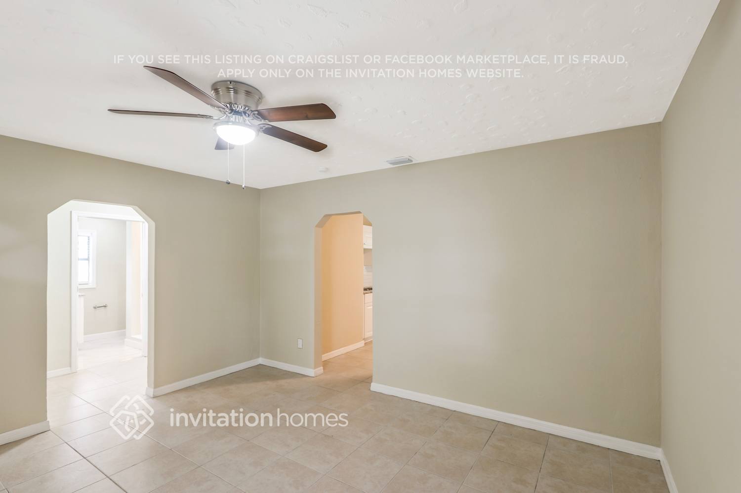 Building Photo - 4209 N Downing Ave