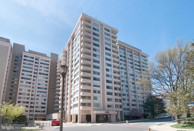 Building Photo - 5500 Friendship Blvd
