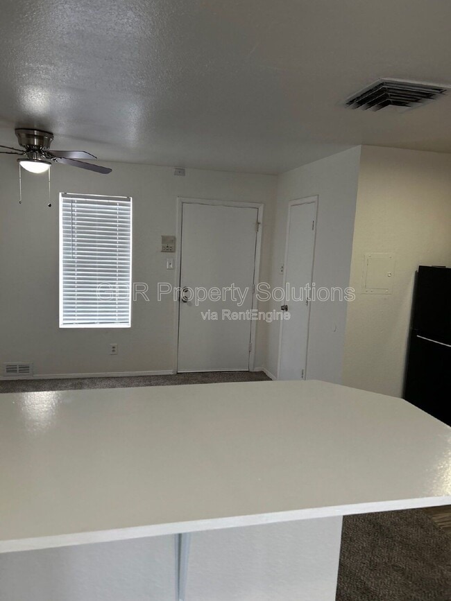 Building Photo - 401 14th St NW