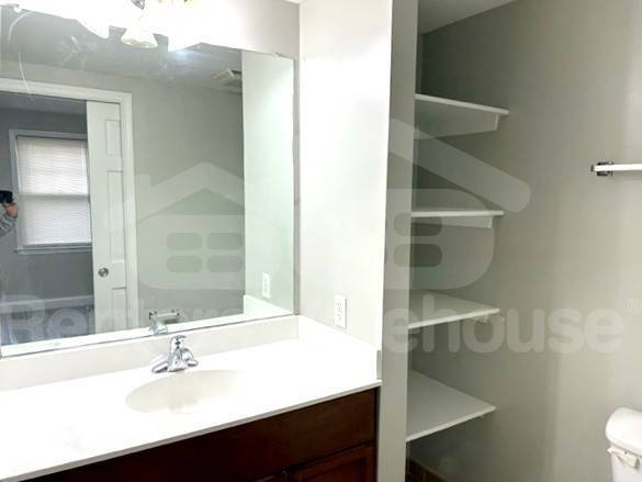 Building Photo - 6813 Bellona Ave