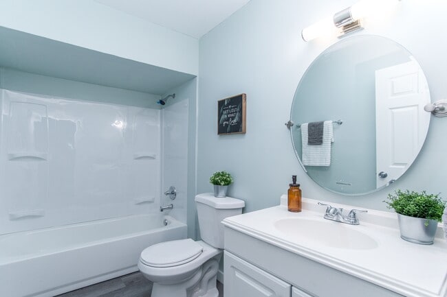 Building Photo - 2782 N Union Rd