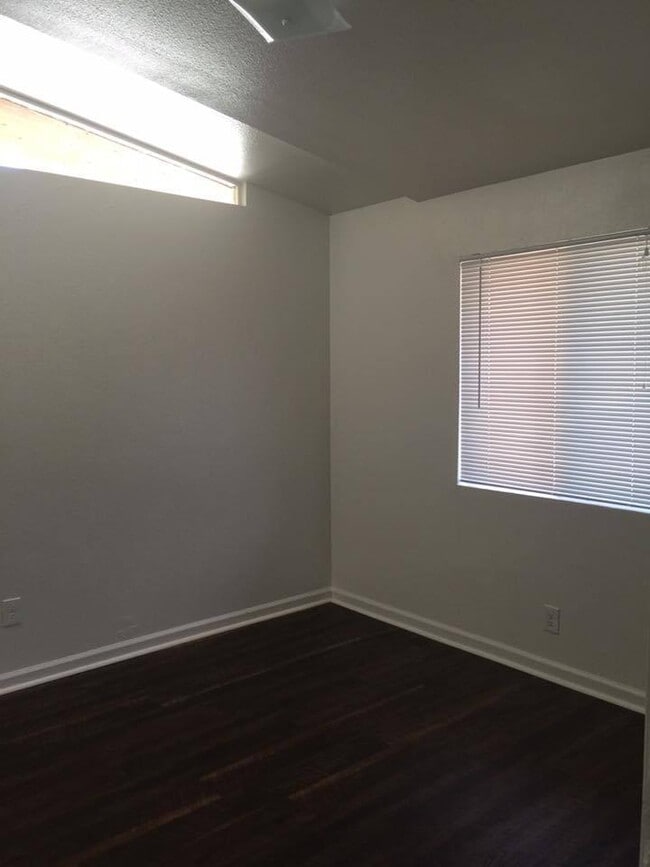Building Photo - House for rent