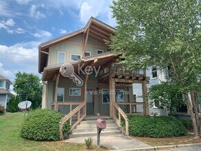 Building Photo - 630 E 17th St