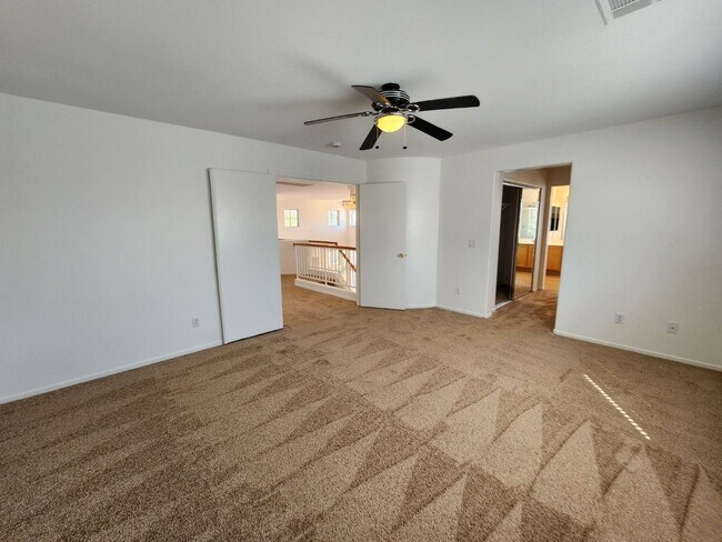 Building Photo - Stunning Five Bedroom home in Shadow Hills.