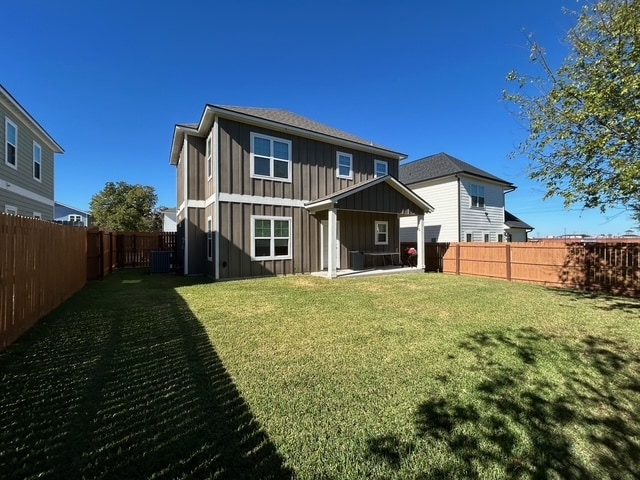 Building Photo - 614 Peyton St