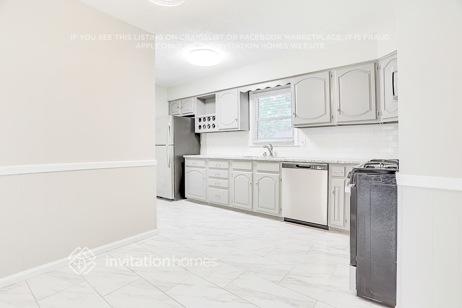 Building Photo - 3558 Pine Needle Dr SW