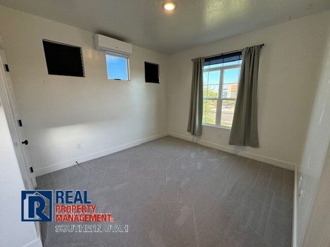 Building Photo - Home in Desert Vista at Desert Canyon