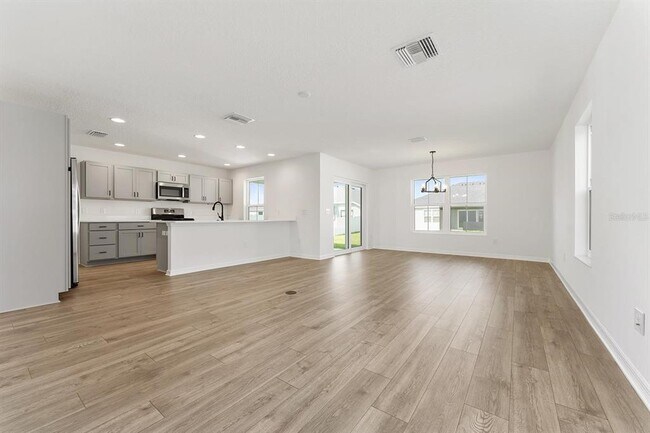 Building Photo - 7848 Byers St