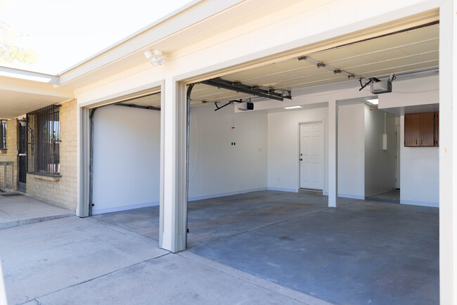 2-car garage with new motors. - 4860 N 15th Pl