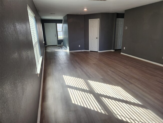 Building Photo - 26611 Wilderye Cv Ln
