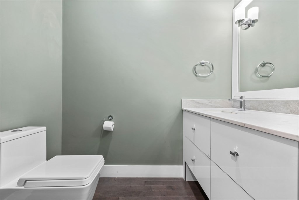 Building Photo - 235 Rawson Rd