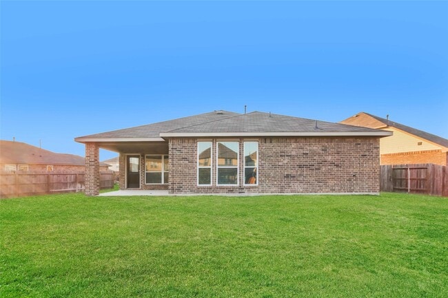 Building Photo - 29651 Clover Shore Dr