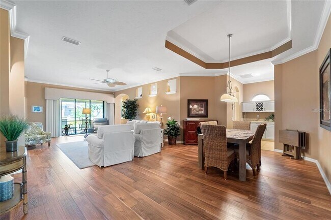 Building Photo - 5175 Cantabria Crest