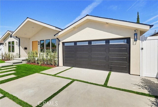 Building Photo - 12509 Emelita St