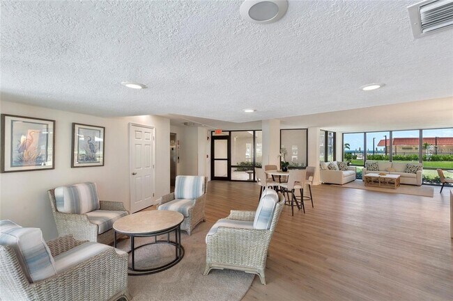 Building Photo - 17580 Gulf Blvd