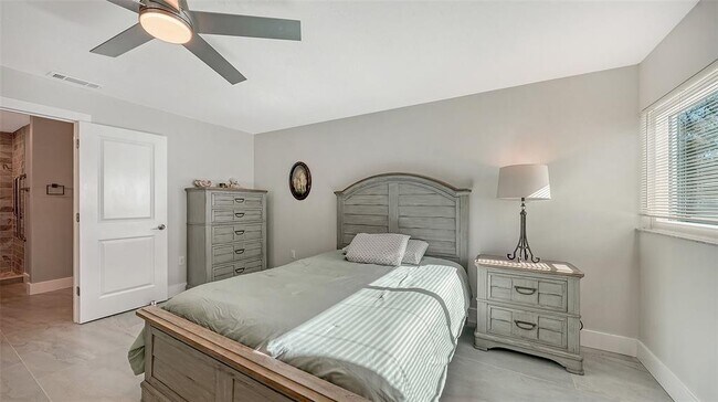 Building Photo - 131 Whispering Sands Cir