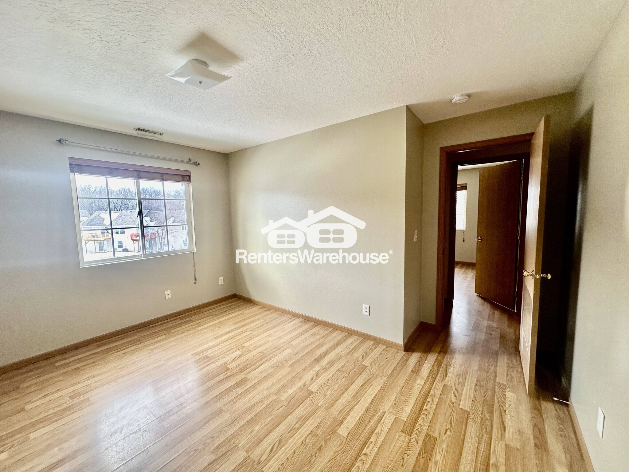 Building Photo - 5924 Sutton Pl