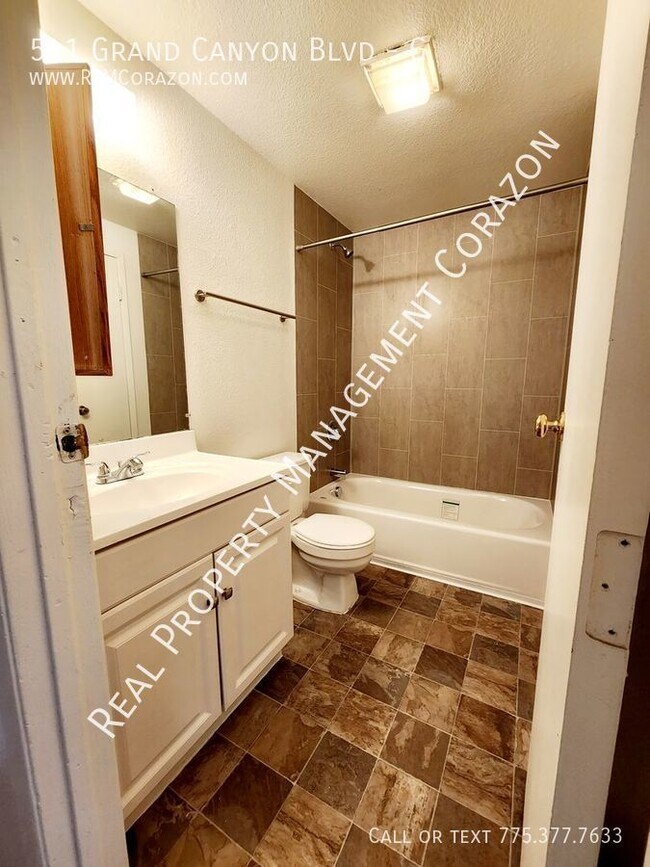 Building Photo - 541 Grand Canyon Blvd