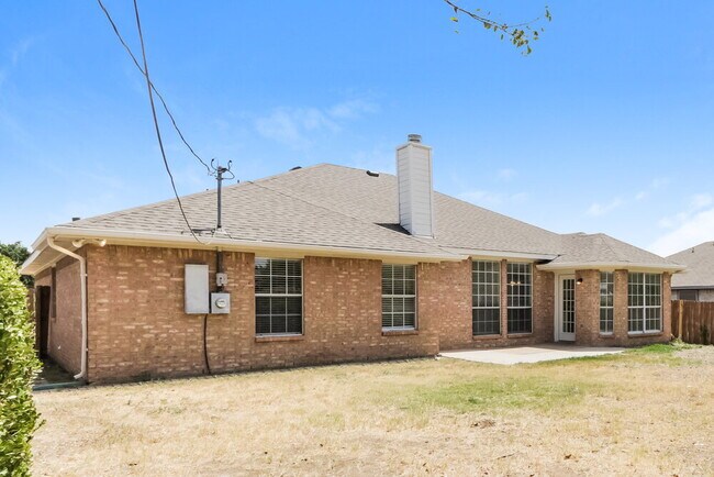 Building Photo - 1002 Aries Ct