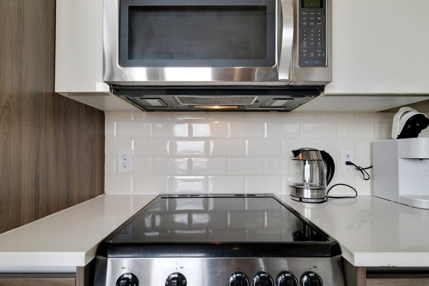 Building Photo - 500 S Ervay St