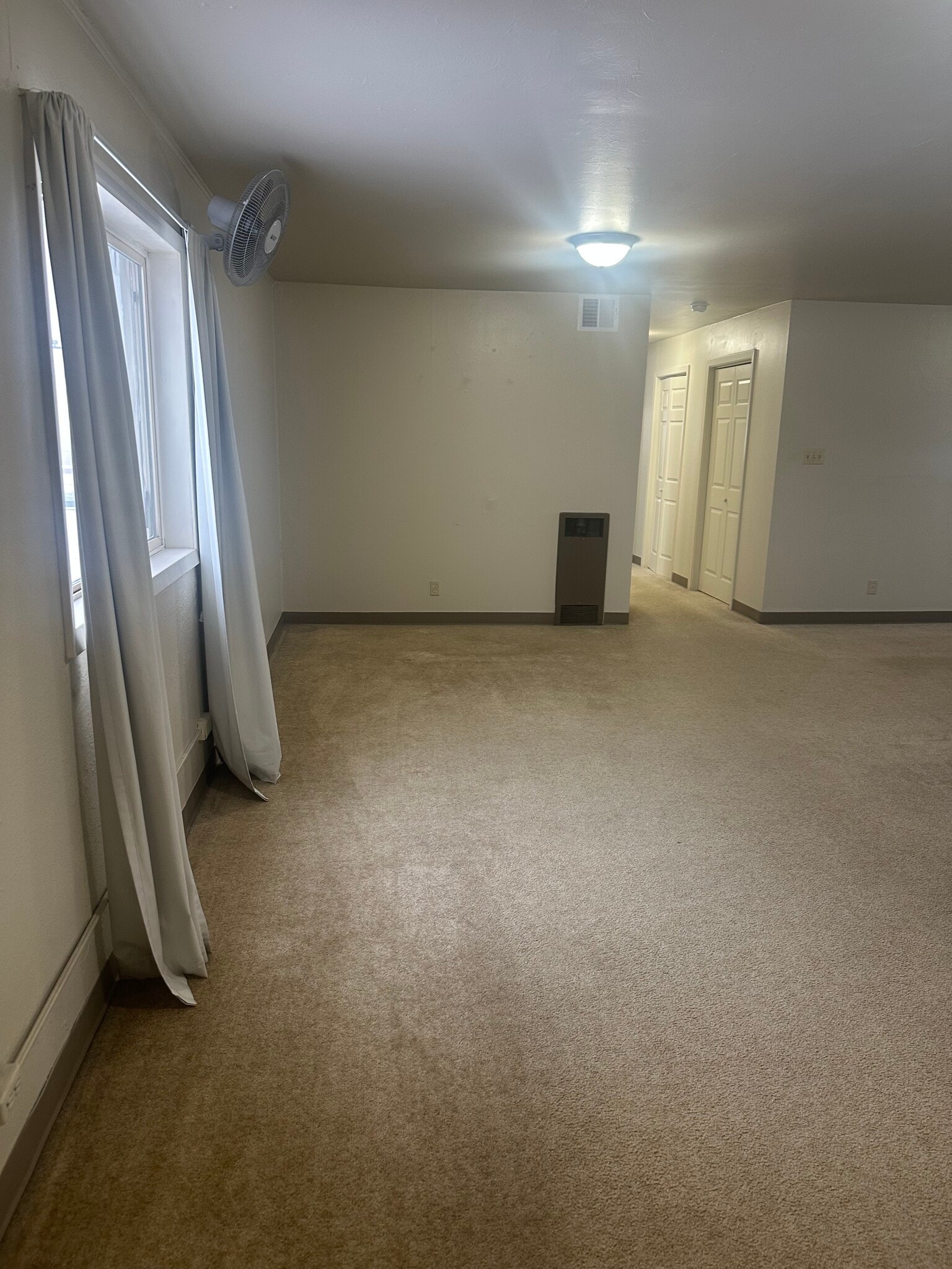 Building Photo - 1908 W Main St