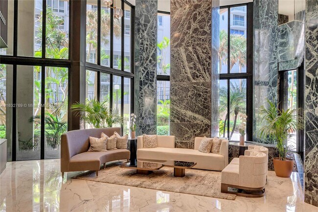 Building Photo - 10175 Collins Ave