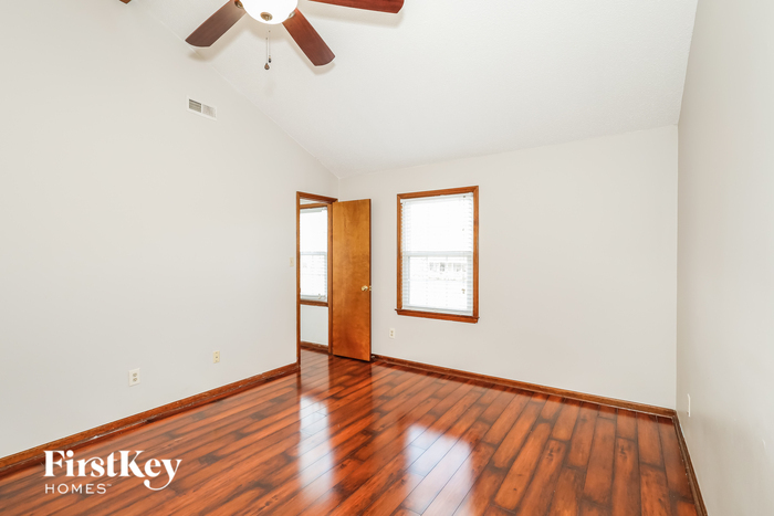 Building Photo - 11406 Red Hickory Ln