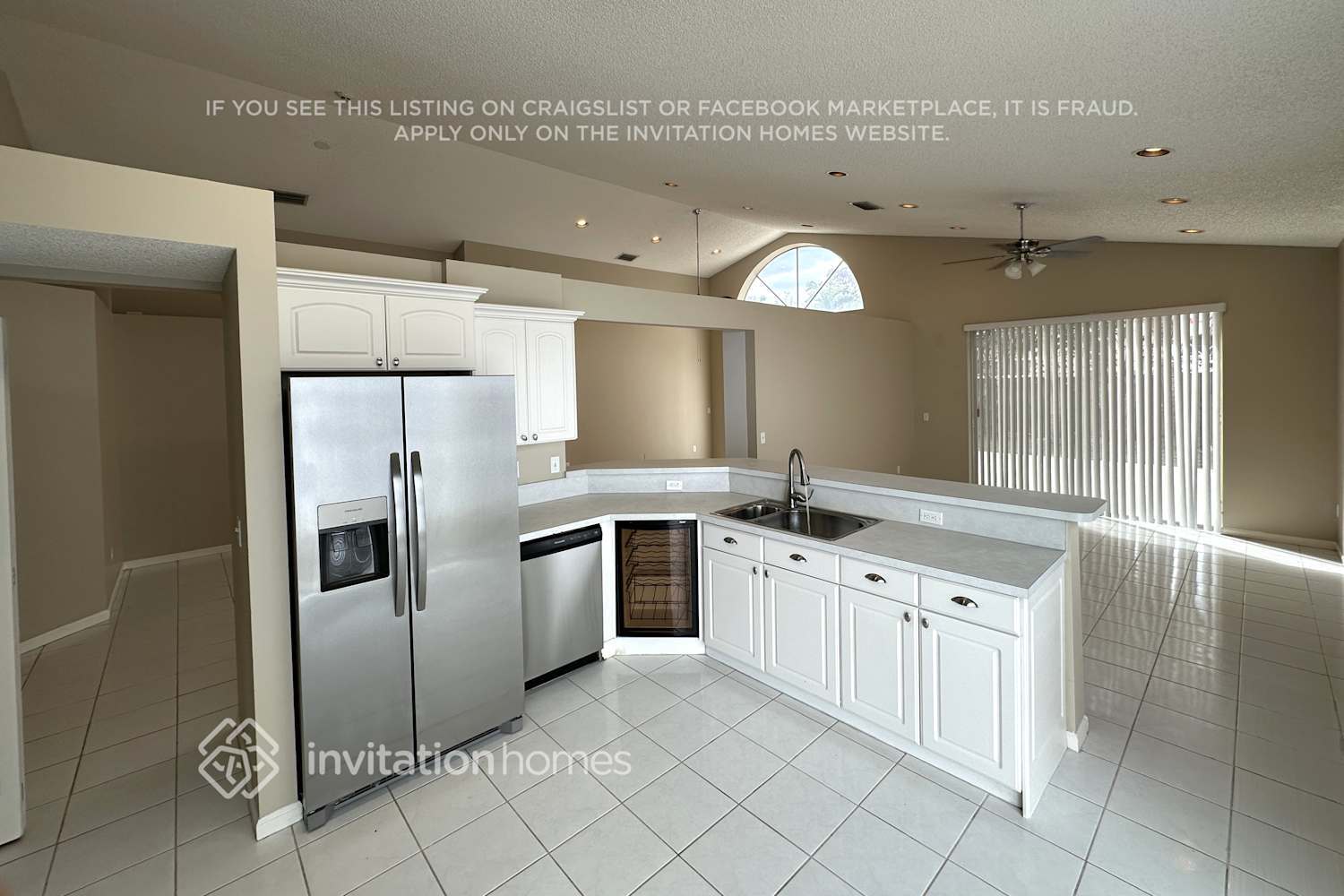 Building Photo - 7699 Thornlee Dr