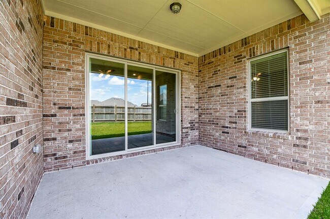 Building Photo - 6030 Marsh Lk Ct