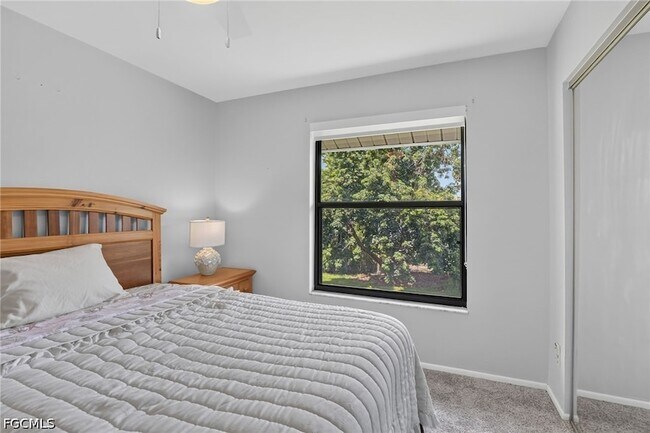 Building Photo - 8336 Charter Club Cir