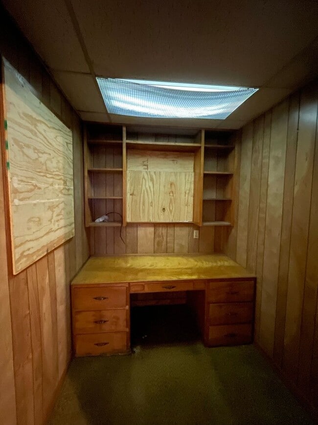 Building Photo - Rental Property