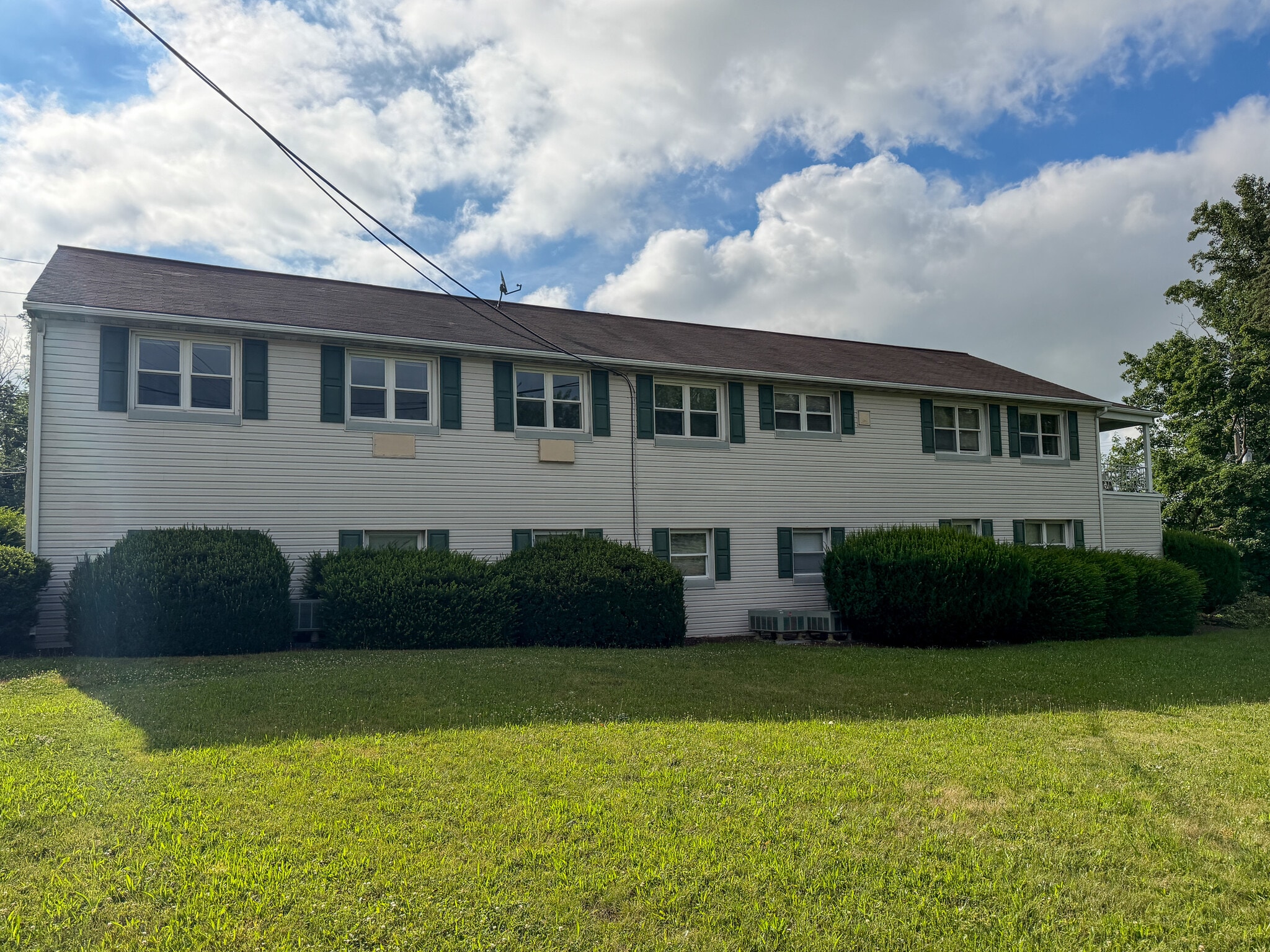 Building Photo - 2 Lauber Rd