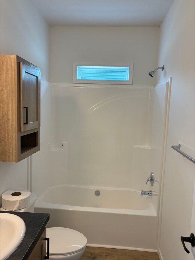 Building Photo - Modern 3 Bedroom 2 Bath House - New Build! Available NOW!