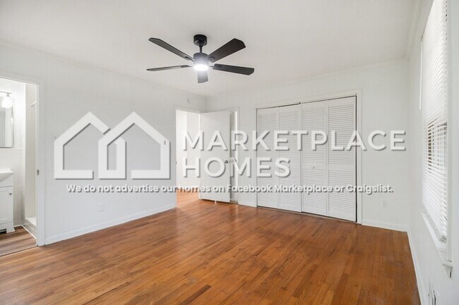 Building Photo - 2542 Melinda Dr NE