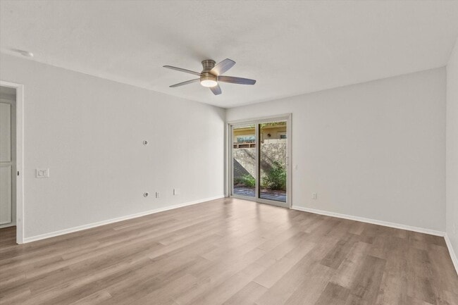 Building Photo - 365 N Saturmino Dr