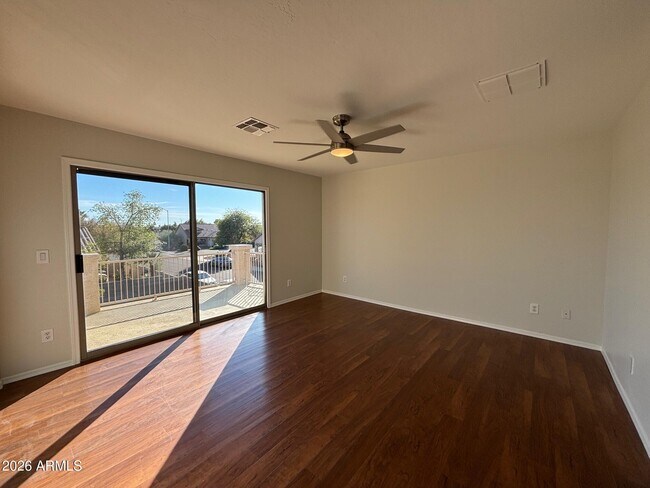 Building Photo - 12849 W Weldon Ave