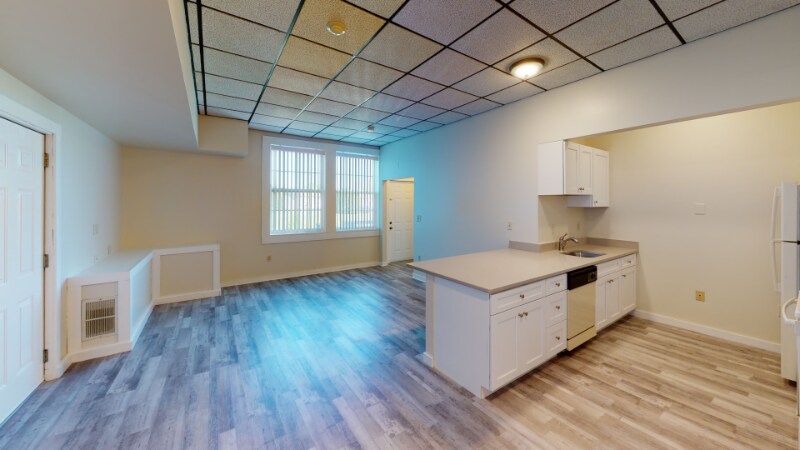 Building Photo - 59 Pleasant St