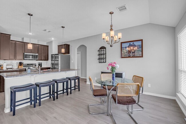 Building Photo - 13005 Centaurus Ct