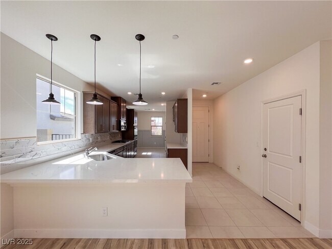 Building Photo - 12470 Madison Pk Pl