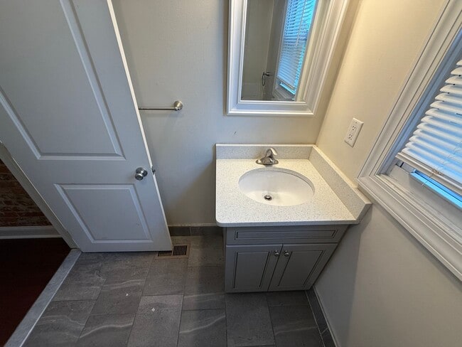 Building Photo - Single Family Home in Brewerytown