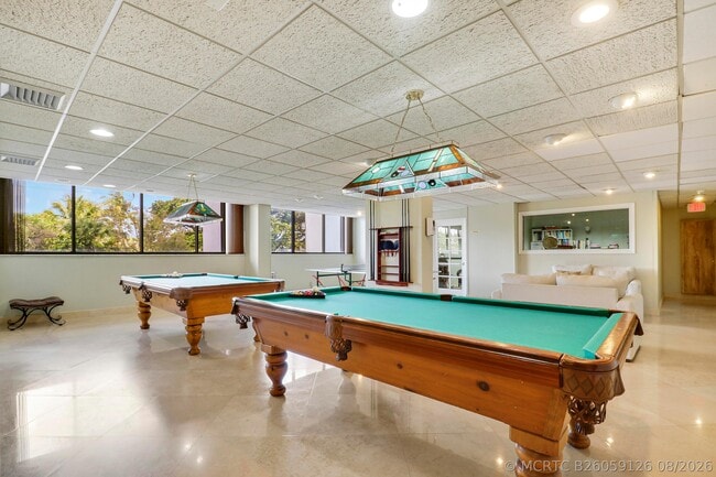 Building Photo - 5600 N Flagler Dr