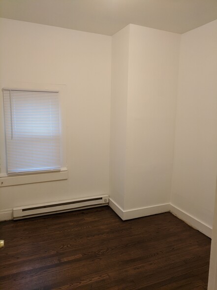 2nd Bedroom - 814 Ferry St