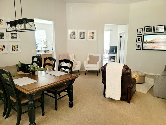 Building Photo - 5836 Ansley Way
