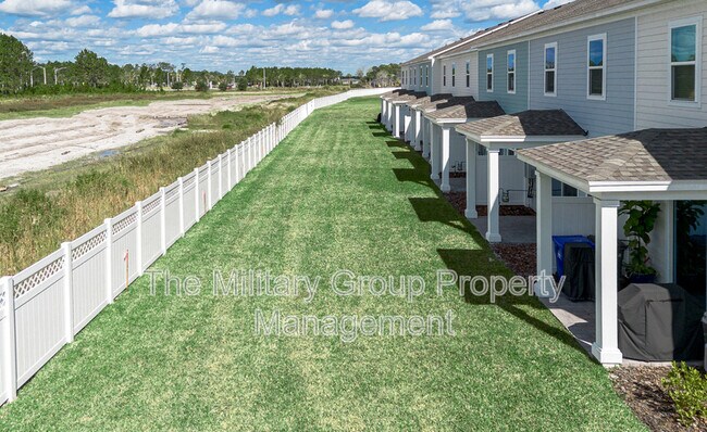 Building Photo - 246 Cherry Elm Dr