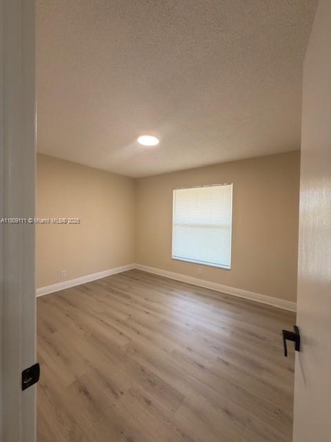 Building Photo - 8303 W Sample Rd