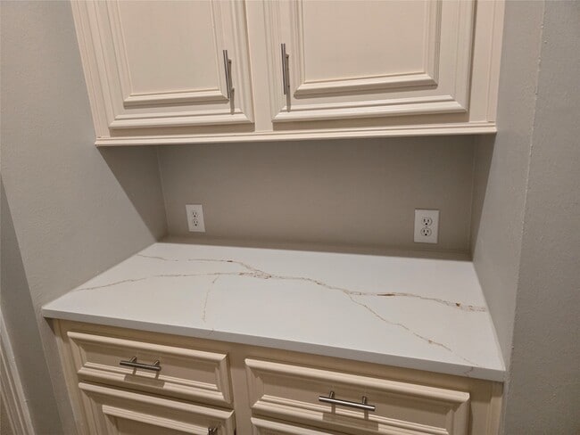 Building Photo - 3910 Champion Creek Ln