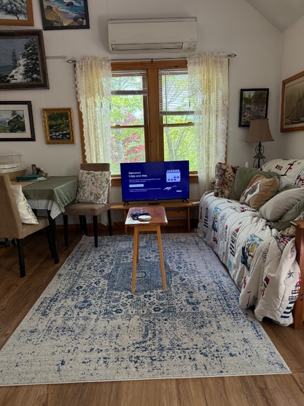 Building Photo - 19 Frog Pond Rd