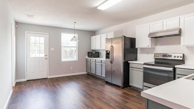 Building Photo - 3335 Lipizzan Dr