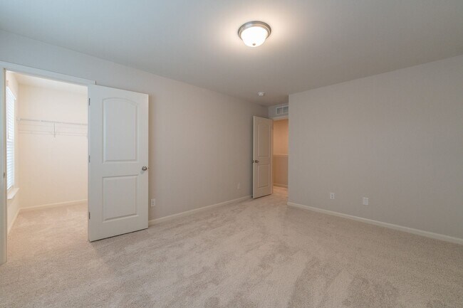 Building Photo - 7921 Copper Drift Wy