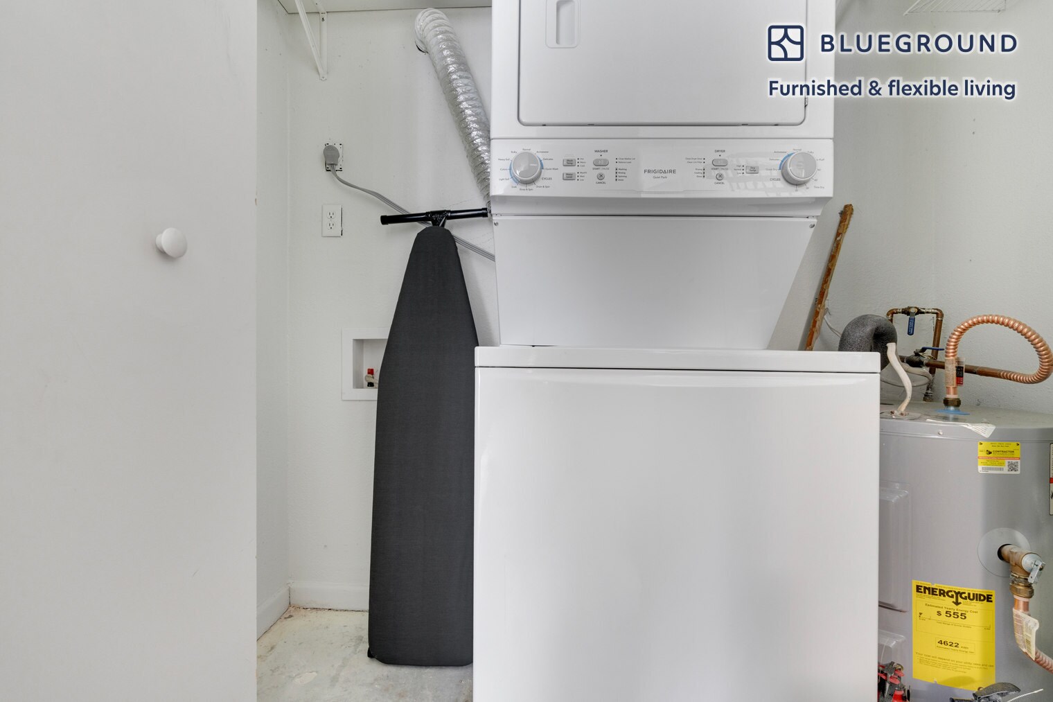 Building Photo - 201 E 4th St